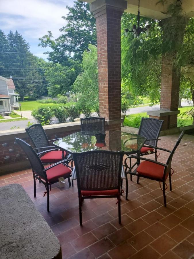 Cook Mansion Bed & Breakfast Montour Falls 外观 照片
