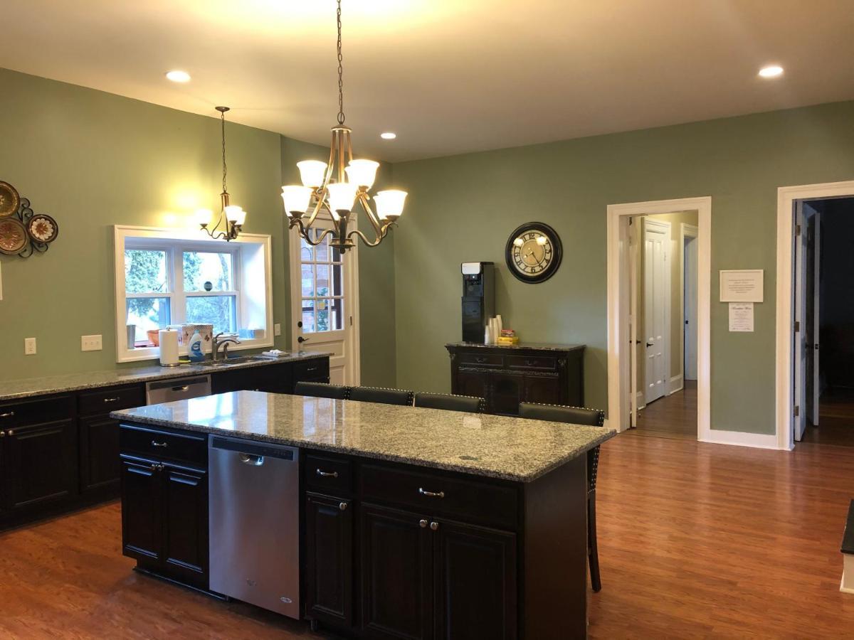 Cook Mansion Bed & Breakfast Montour Falls 外观 照片